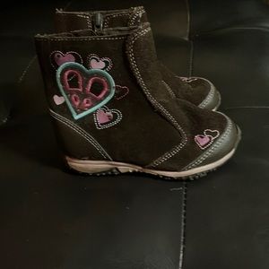 Juliet Dunn girls boots size 7w